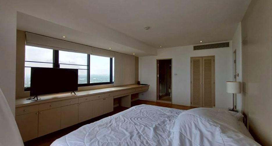 Аренда 4 спальни кондо в Na Jomtien, Паттайя