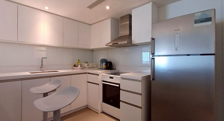 Аренда 4 спальни кондо в Na Jomtien, Паттайя