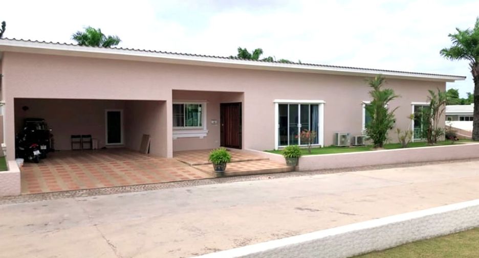 For rent そして for sale 5 ベッドルーム villa in Bang Lamung, Chonburi
