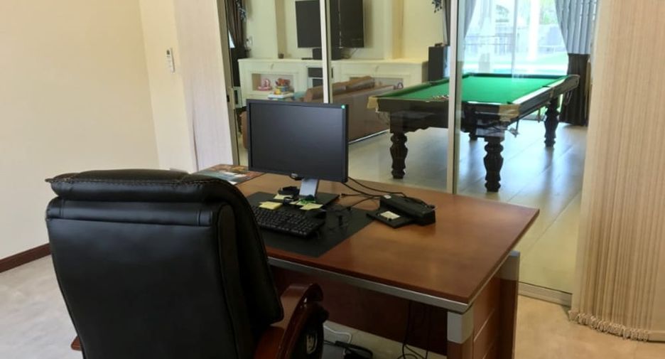 For rent そして for sale 5 ベッドルーム villa in Bang Lamung, Chonburi