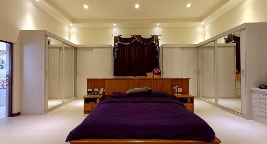 For rent そして for sale 5 ベッドルーム villa in Bang Lamung, Chonburi