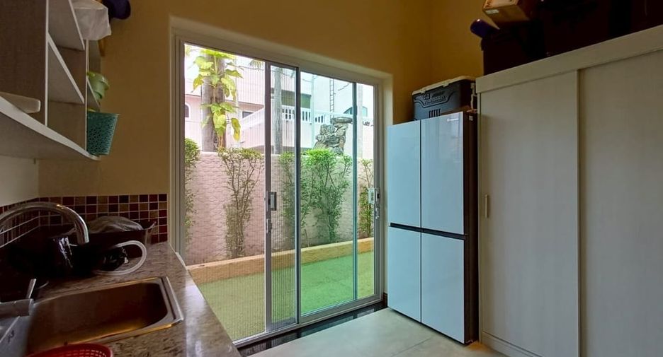 For rent そして for sale 5 ベッドルーム villa in Bang Lamung, Chonburi