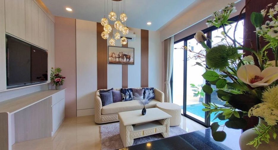 For sale 3 bedrooms villa in Bang Lamung, Chonburi