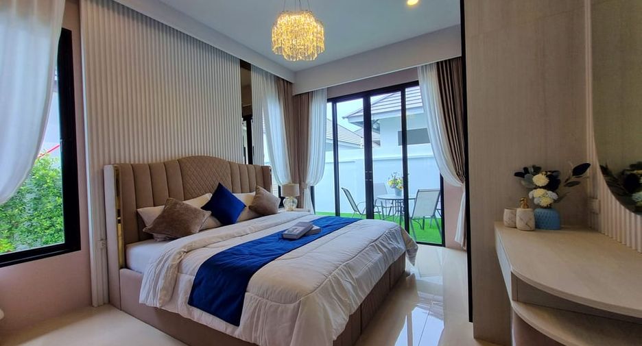 For sale 3 bedrooms villa in Bang Lamung, Chonburi