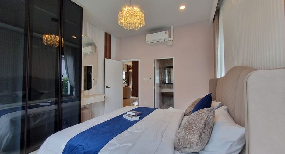For sale 3 bedrooms villa in Bang Lamung, Chonburi