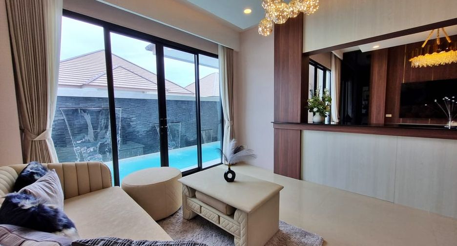 For sale 3 bedrooms villa in Bang Lamung, Chonburi