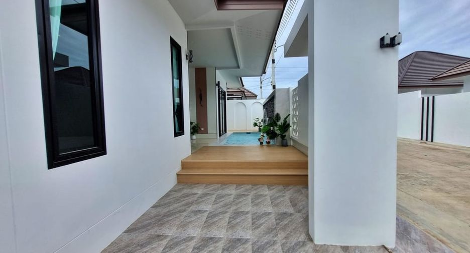 For sale 3 bedrooms villa in Bang Lamung, Chonburi