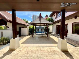 Villa zur Miete und zum Kauf mit 4 Zimmer in Bang Lamung, Chonburi