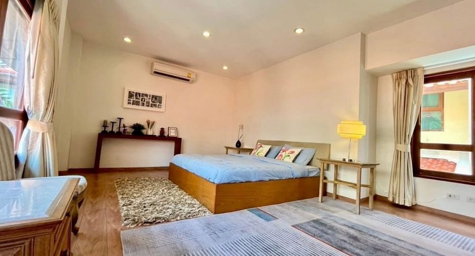 Villa zur Miete und zum Kauf mit 4 Zimmer in Bang Lamung, Chonburi