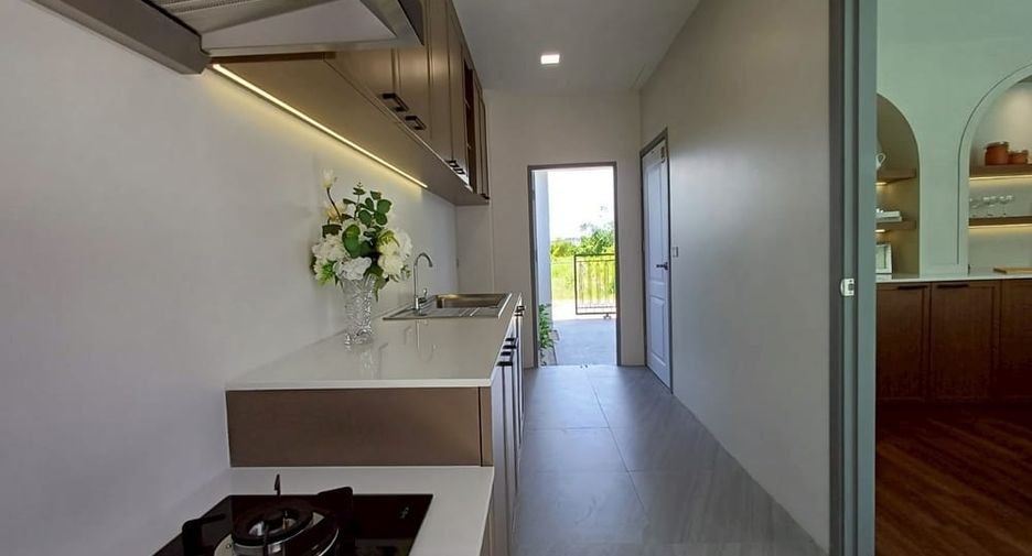 For sale 3 bedrooms villa in East Pattaya, Pattaya