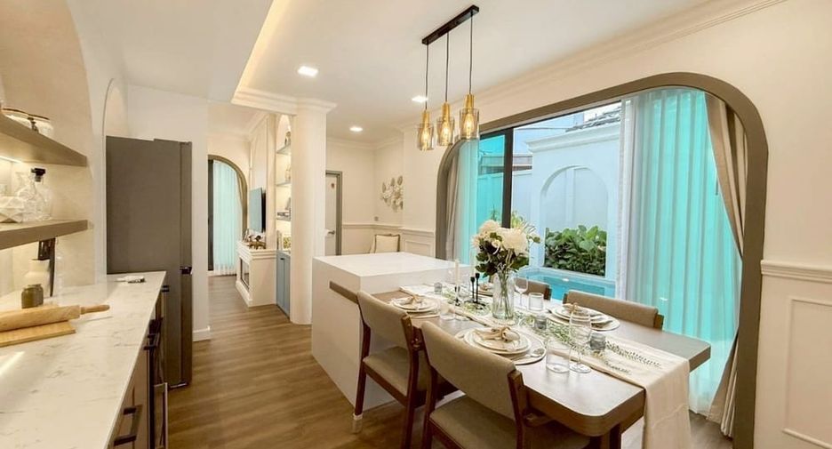 For sale 3 bedrooms villa in East Pattaya, Pattaya