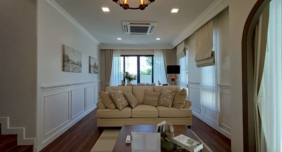 For sale 3 bedrooms villa in East Pattaya, Pattaya