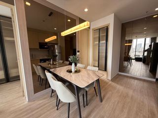 Apartamento en alquiler de 2 habitaciones en Watthana, Bangkok