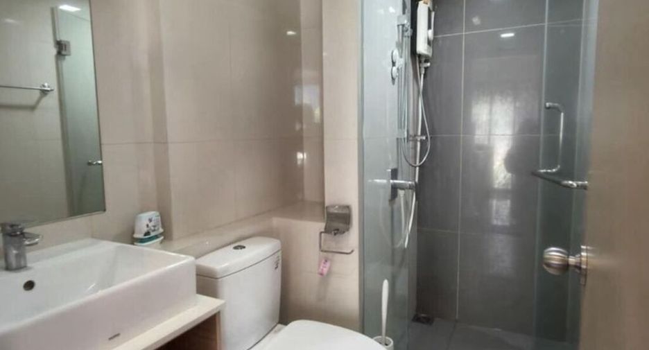 À louer 1 chambre condo à Phra Khanong, Bangkok