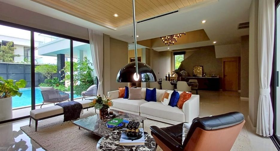 À vendre 4 chambres villa à Bang Lamung, Chonburi
