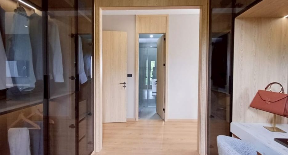 À vendre 4 chambres villa à Bang Lamung, Chonburi