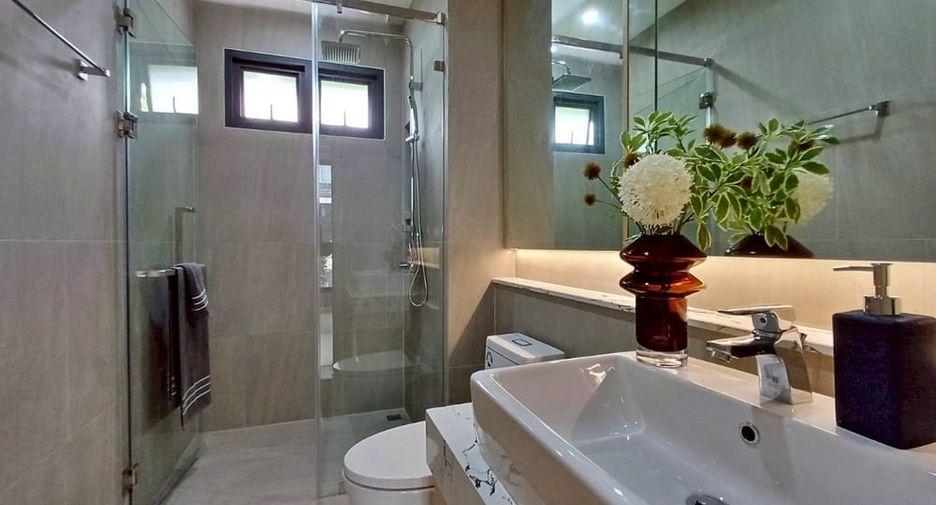 À vendre 4 chambres villa à Bang Lamung, Chonburi