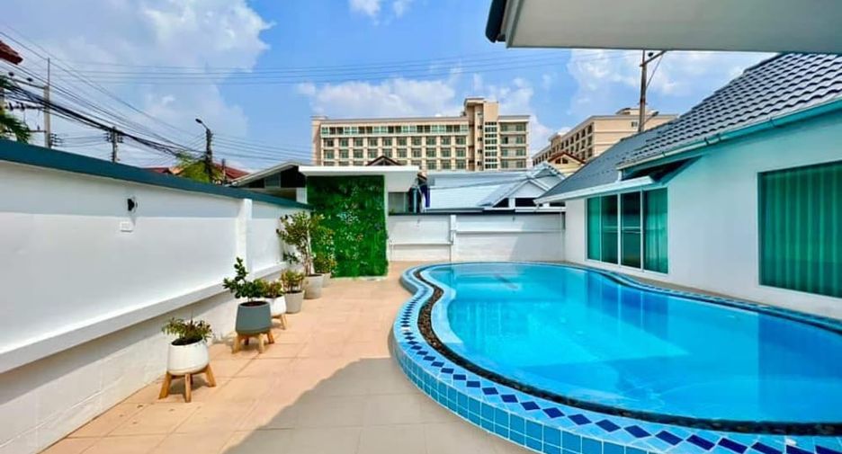 Villa zur Miete mit 4 Zimmer in Bang Lamung, Chonburi
