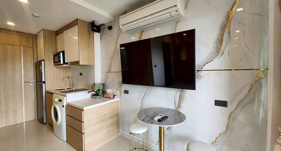 For sale 1 bed condo in Bang Lamung, Chonburi