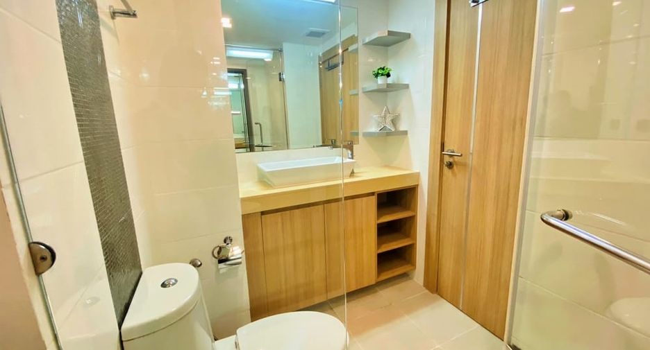 For sale 1 bed condo in Bang Lamung, Chonburi