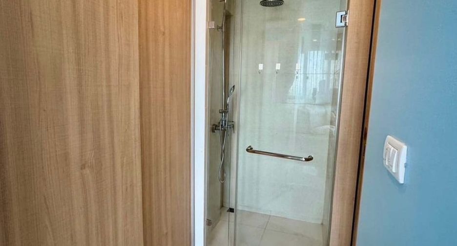 Wohnung zur Miete und zum Kauf mit 1 Zimmer in Bang Lamung, Chonburi