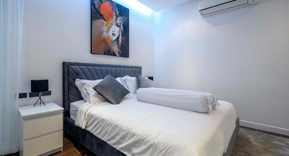 Villa en venta de 6 habitaciones en Bang Lamung, Chonburi