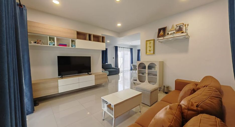出租 3 卧室 独立屋 在 Bang Lamung, Chon Buri