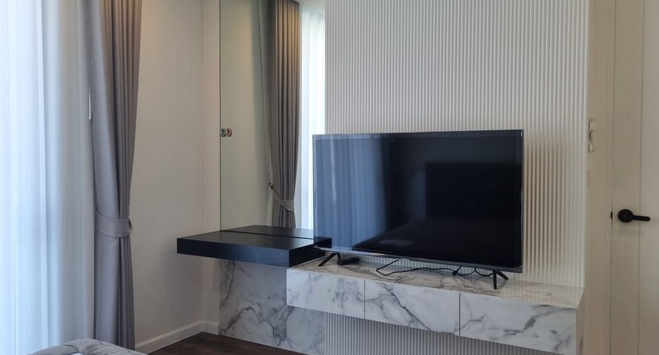 For rent 4 bedrooms villa in Huay Yai, Pattaya