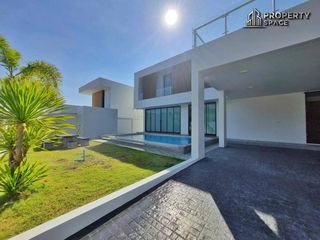 For rent 4 bedrooms villa in Bang Lamung, Chonburi