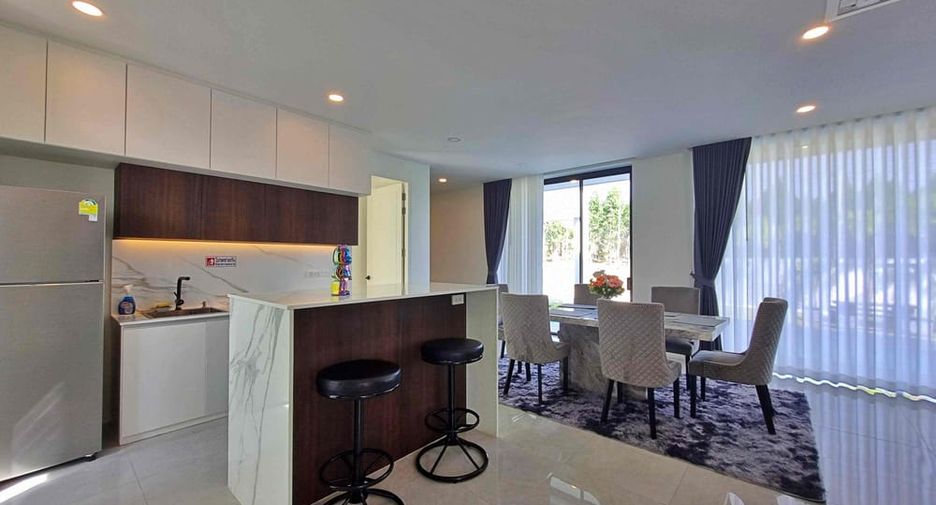 For rent 4 bedrooms villa in Huay Yai, Pattaya