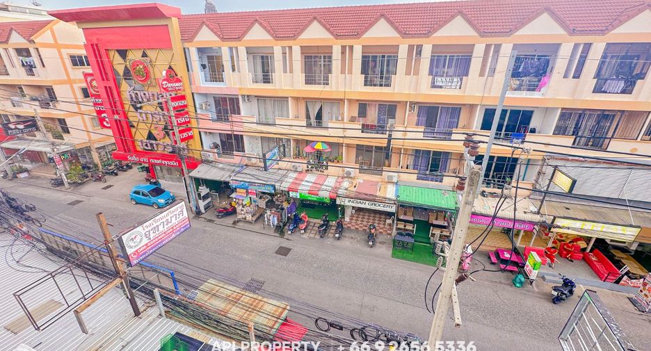 Local comercial en venta de 2 habitaciones en Bang Lamung, Chonburi