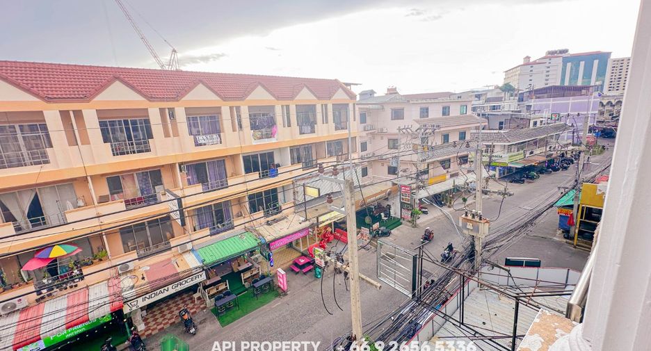 Local comercial en venta de 2 habitaciones en Bang Lamung, Chonburi
