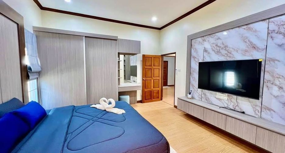 Villa zur Miete mit 4 Zimmer in Bang Lamung, Chonburi