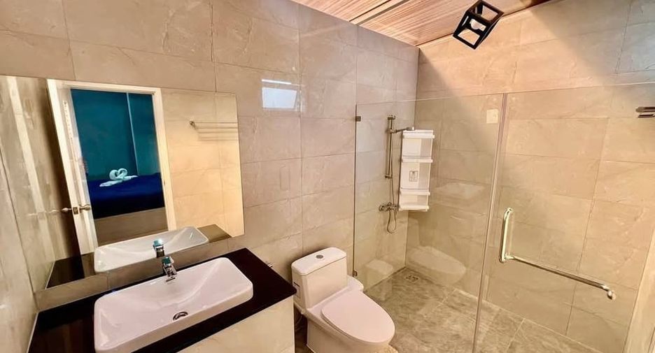 Villa zur Miete mit 4 Zimmer in Bang Lamung, Chonburi