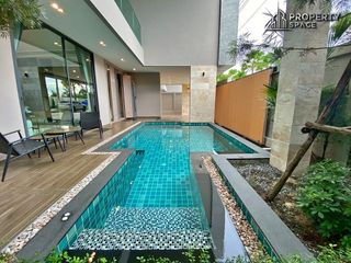 For rent and for sale 4 bedrooms villa in Bang Lamung, Chonburi