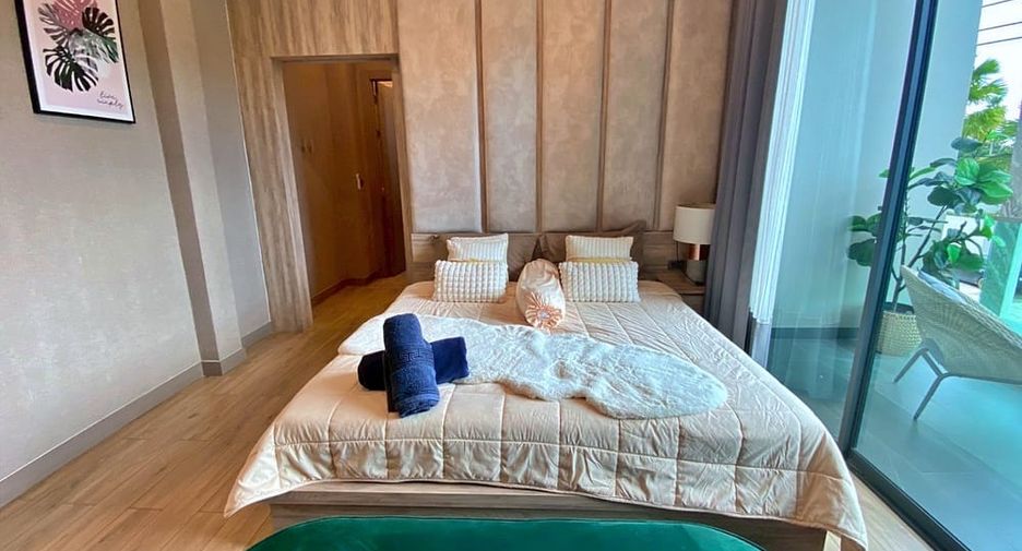 For rent and for sale 4 bedrooms villa in Huay Yai, Pattaya