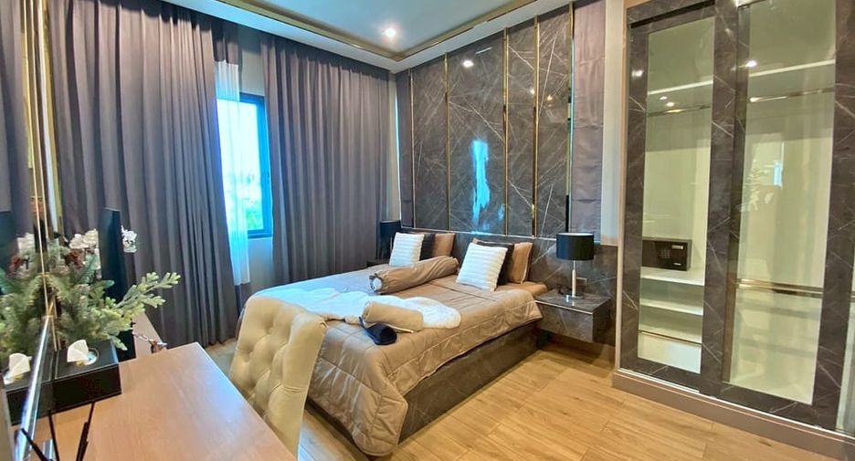 For rent and for sale 4 bedrooms villa in Huay Yai, Pattaya