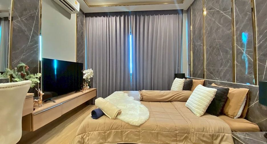 For rent and for sale 4 bedrooms villa in Huay Yai, Pattaya