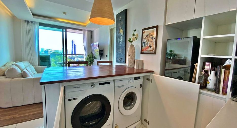 For sale 2 bedrooms condo in Bang Lamung, Chonburi