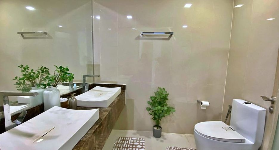 For sale 2 bedrooms condo in Bang Lamung, Chonburi