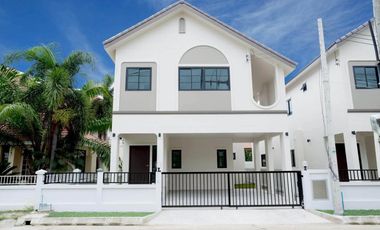 For sale 4 bedrooms house in Hang Dong, Chiang Mai