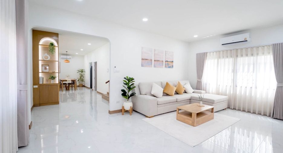 Casa en venta de 4 habitaciones en Hang Dong, Chiang Mai