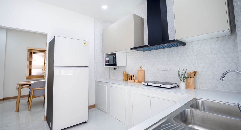 Casa en venta de 4 habitaciones en Hang Dong, Chiang Mai
