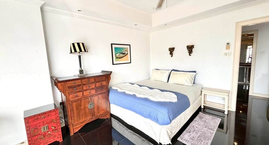 For sale 2 bedrooms condo in Jomtien, Pattaya