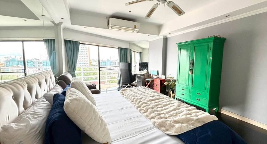 For sale 2 bedrooms condo in Jomtien, Pattaya