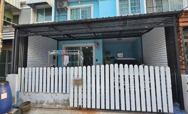 À vendre 3 chambres maison de ville à Mueang Samut Prakan, Samut Prakan