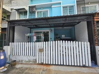 À vendre 3 chambres maison de ville à Mueang Samut Prakan, Samut Prakan