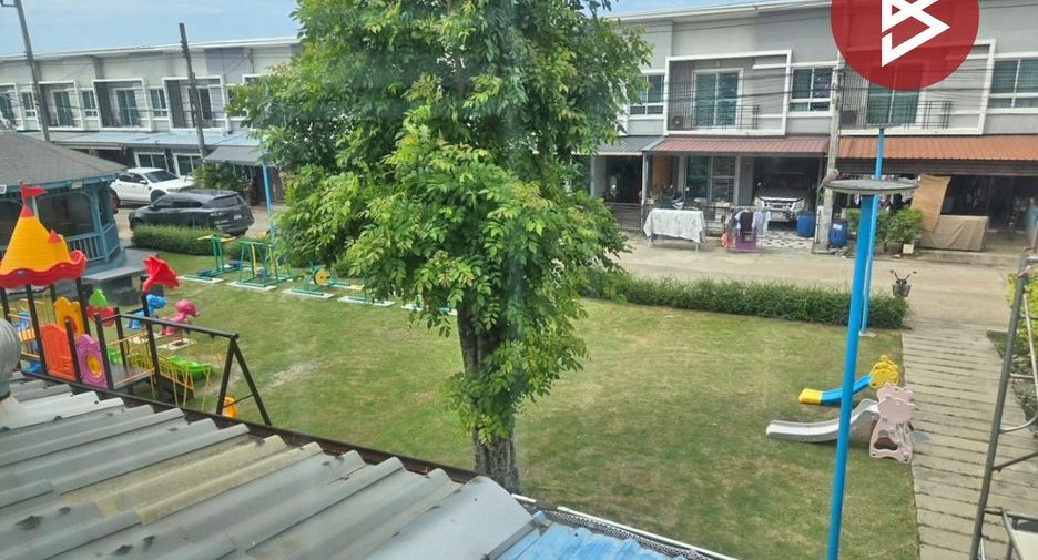 À vendre 3 chambres maison de ville à Mueang Samut Prakan, Samut Prakan