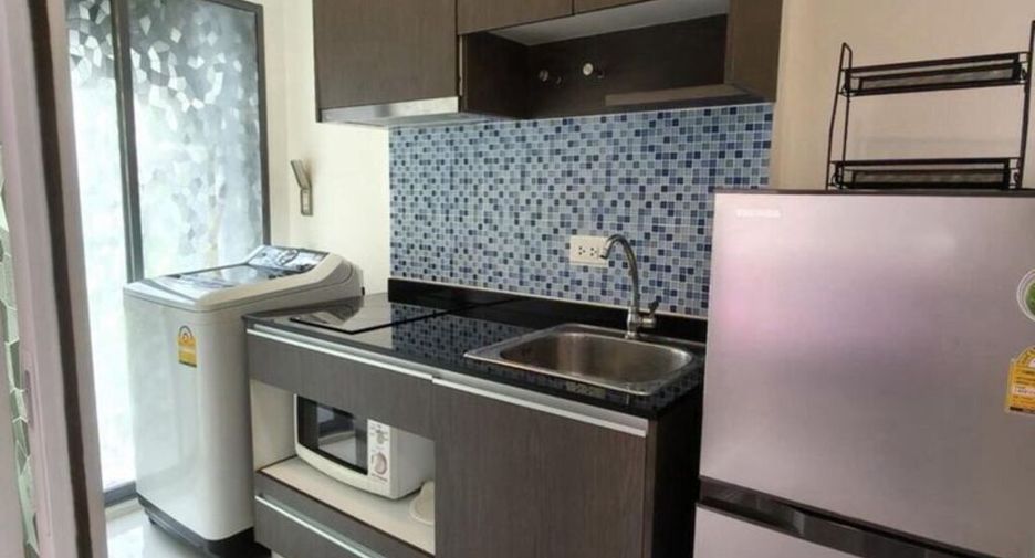À vendre 1 chambre condo à Phra Khanong, Bangkok