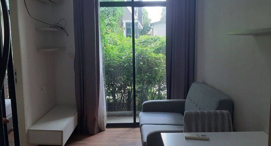 For sale 2 bedrooms condo in Wang Thonglang, Bangkok
